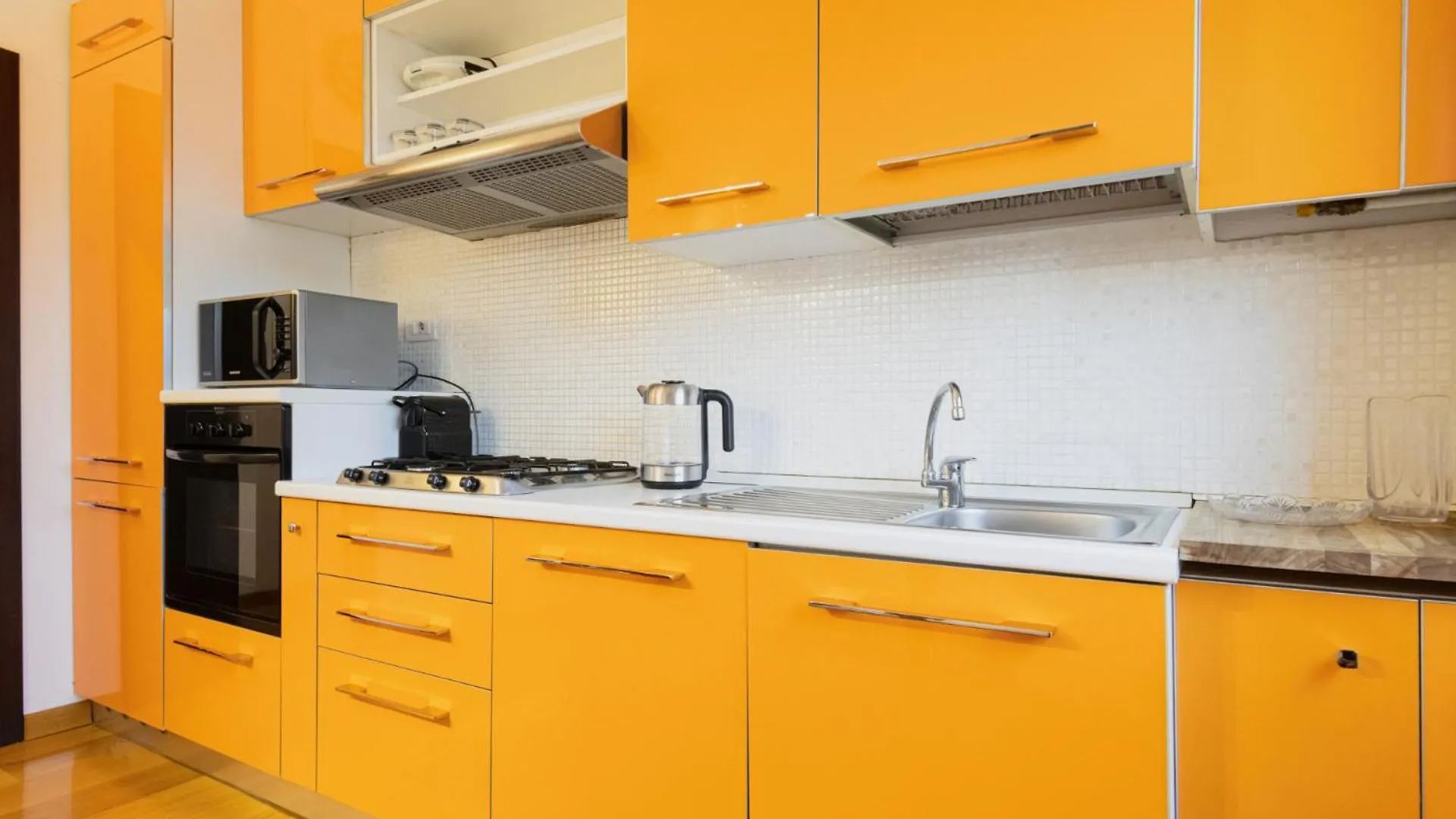Easylife - Elegante Appartamento In Solari Milán Apartmán